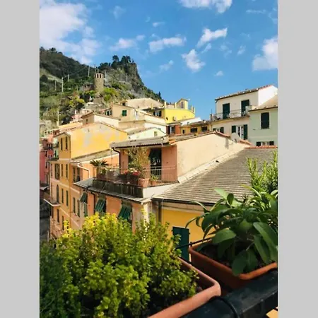 Apartamento Diara, La Casa A Colori Con Terrazzo