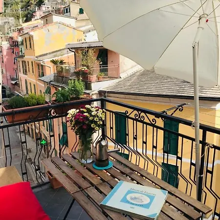 Apartamento Diara, La Casa A Colori Con Terrazzo Vernazza