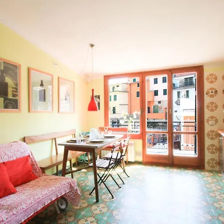 Diara, La Casa A Colori Con Terrazzo Apartamento *
